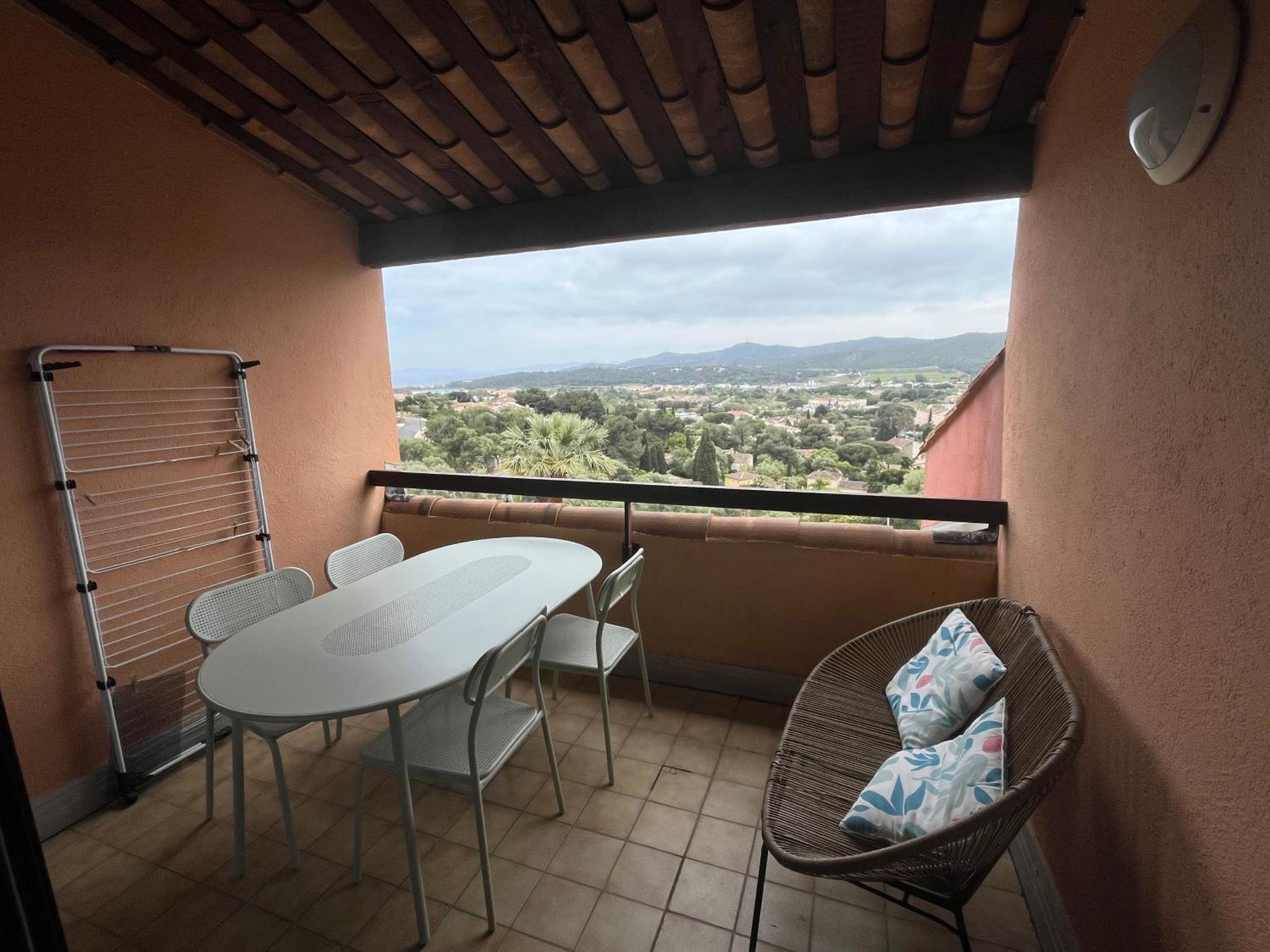 Superbe Duplex 35M2 Vue Mer Avec Piscine ボルム・レ・ミモザ エクステリア 写真
